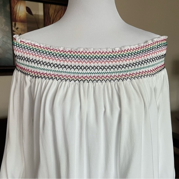 Derek Heart Plus White Embroidered Off Shoulder Blouse 1X - Picture 3 of 11